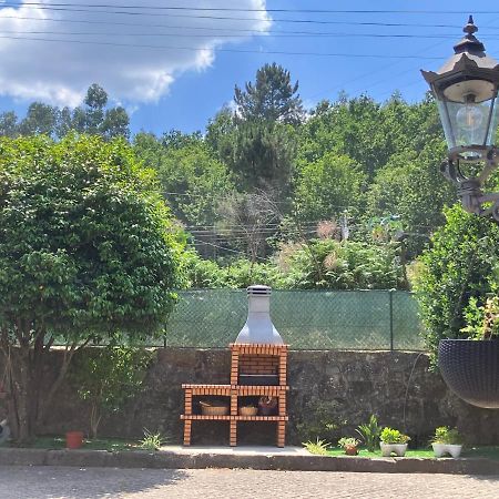 Bergui Guesthouse - Guimarães Dış mekan fotoğraf
