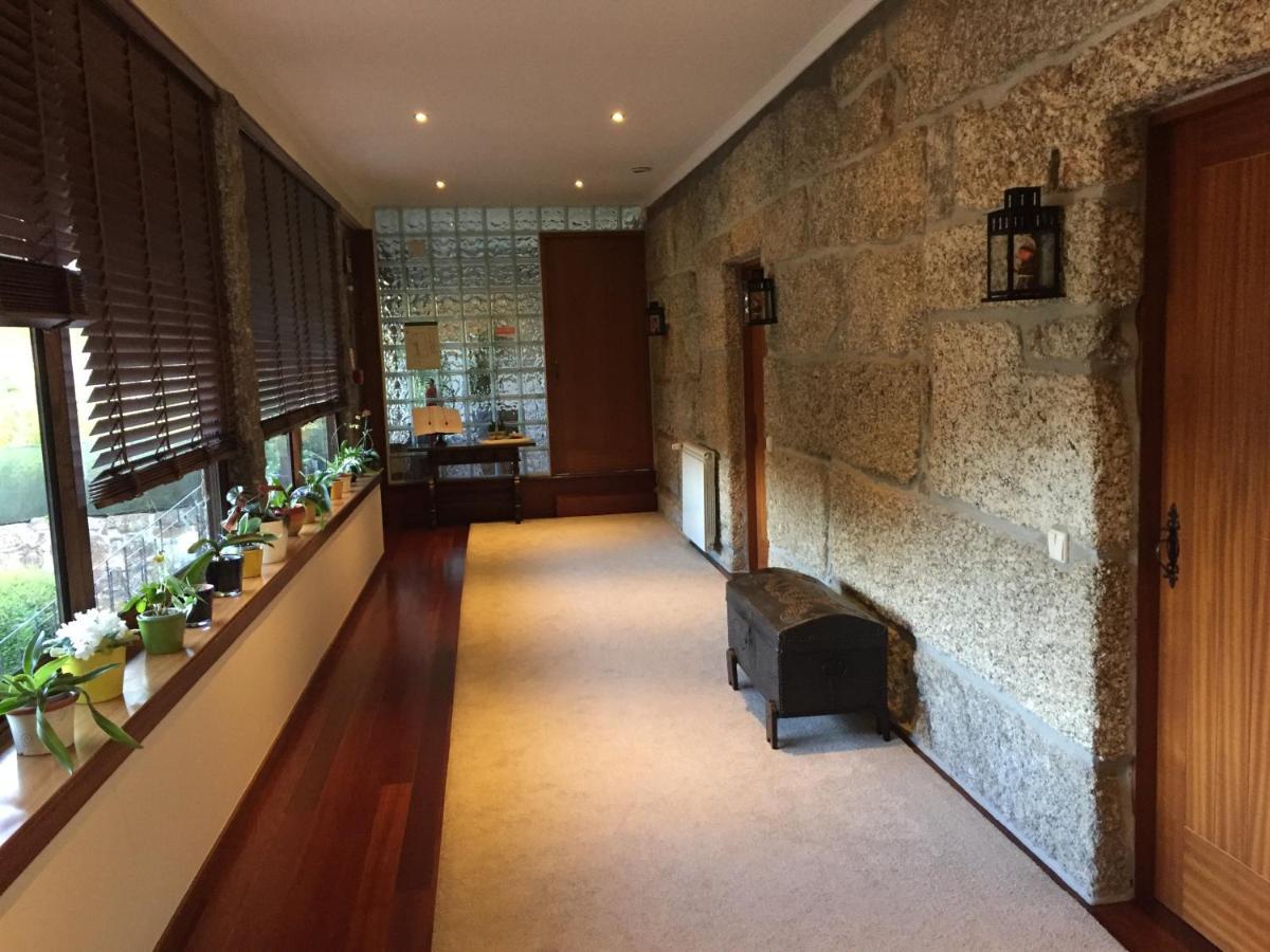 Bergui Guesthouse - Guimarães Dış mekan fotoğraf