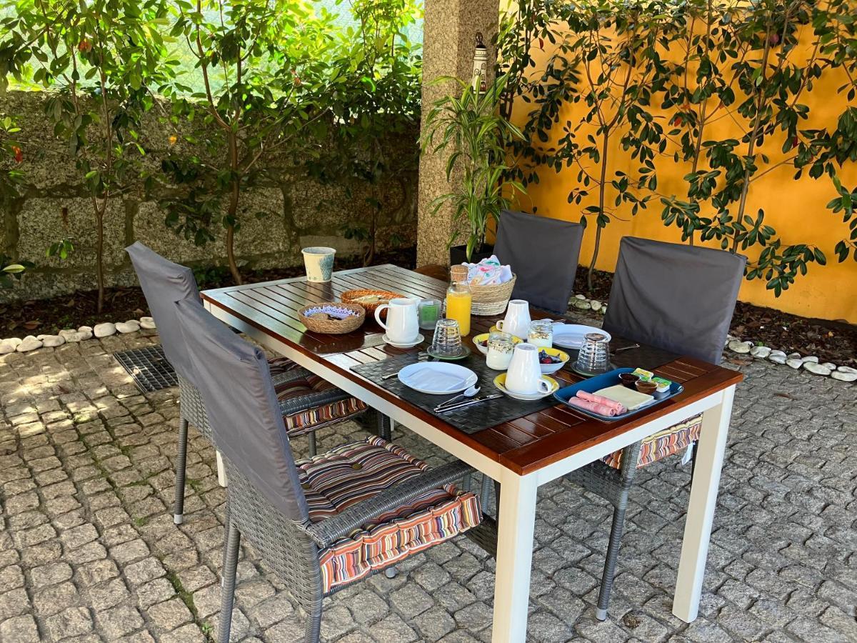 Bergui Guesthouse - Guimarães Dış mekan fotoğraf