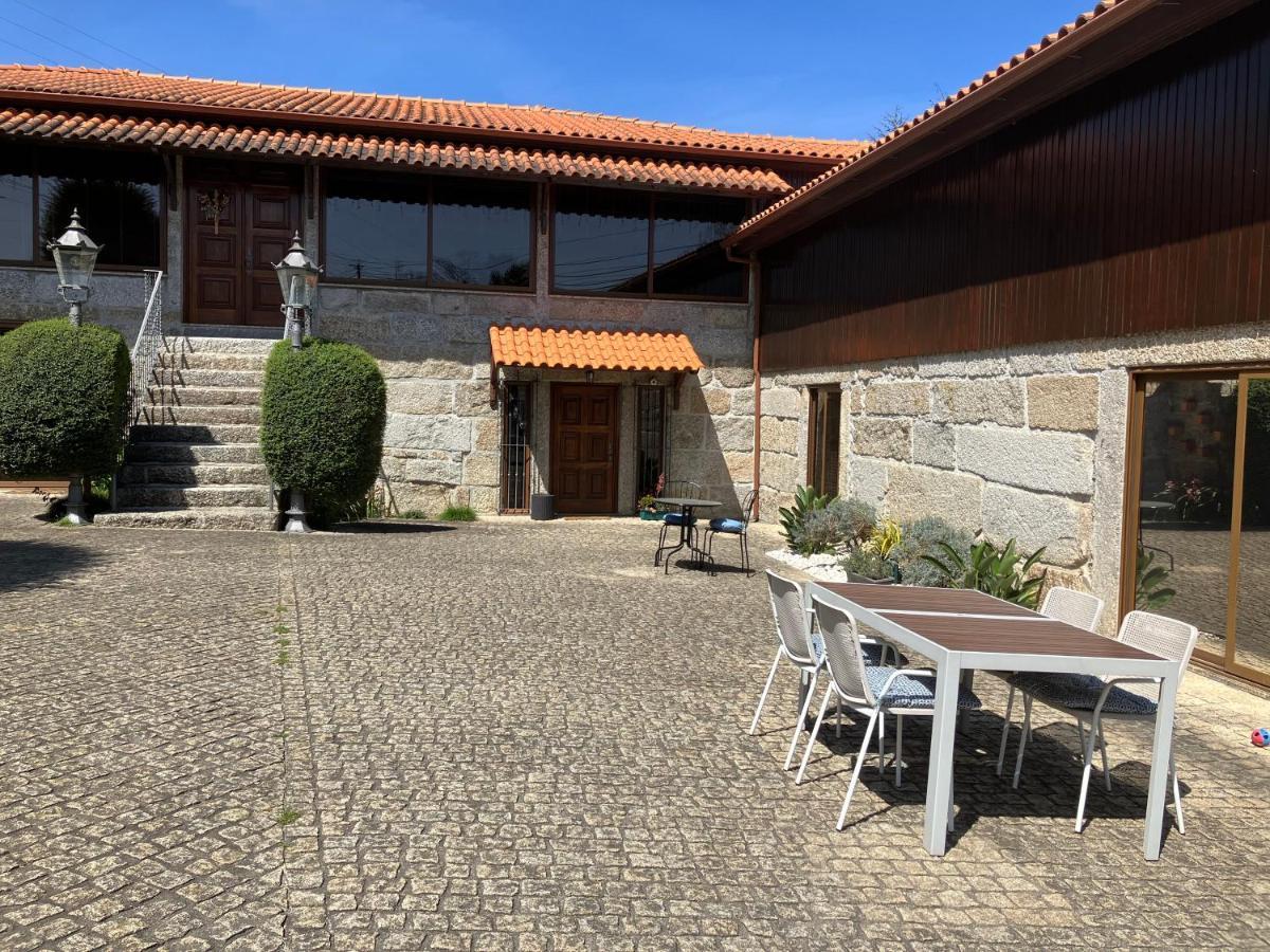 Bergui Guesthouse - Guimarães Dış mekan fotoğraf