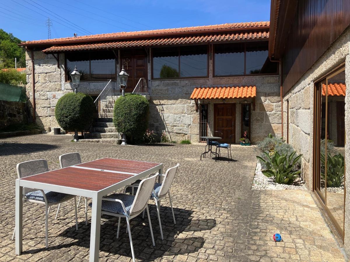 Bergui Guesthouse - Guimarães Dış mekan fotoğraf