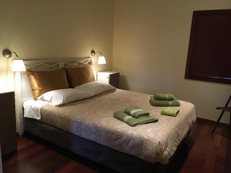 Bergui Guesthouse - Guimarães Dış mekan fotoğraf